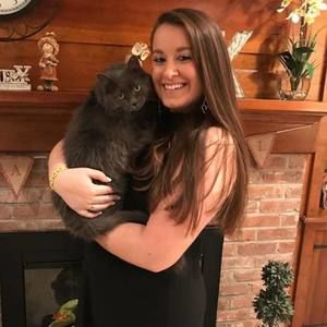 Meet your Posher, Alysha